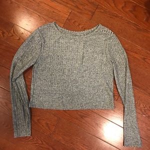 Cropped grey long sleeve top